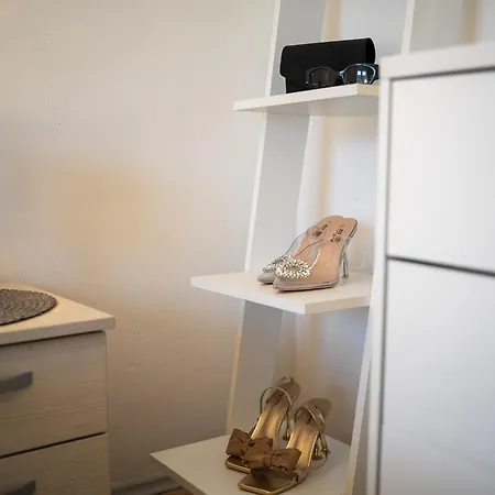 House Saraden Zara